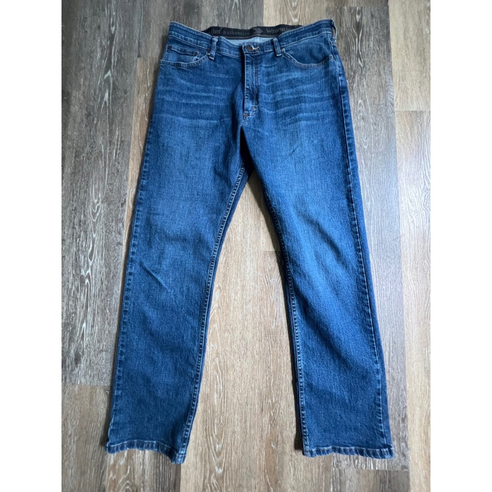 Wrangler Authentics Jeans Mens 36x32 Blue Straight Leg Comfort Waist 4059